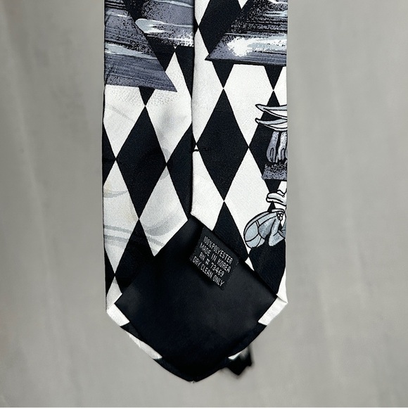 3/$20 💥 Vintage 1995 Looney Tunes Mens Tie Warner Bros. Black & White Diamond - Picture 9 of 16